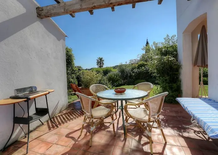 Cote Mer, Provence Style, Near St Tropez *